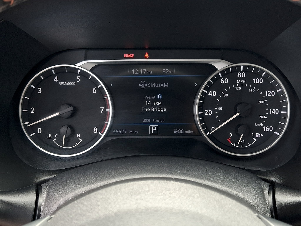 Used 2023 Nissan Sentra SR w/ Electronics Package FWD image 20