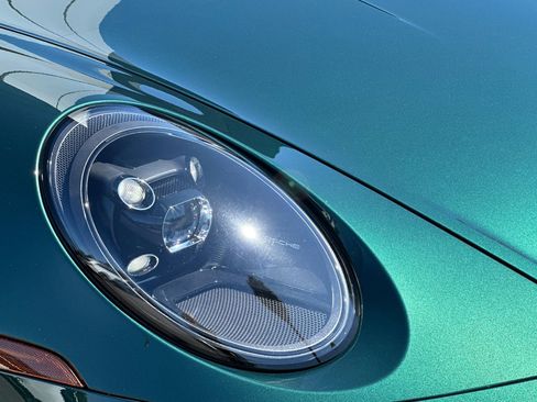 Used 2022 Porsche 911 GT3 image 36