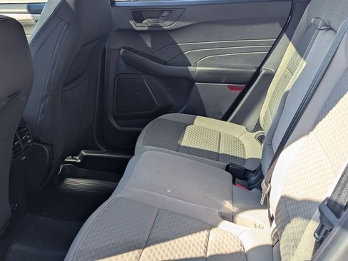 Used 2022 Ford Escape SE w/ SE Sport Appearance Package image 23