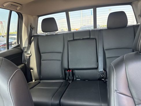Used 2025 Honda Ridgeline RTL image 11