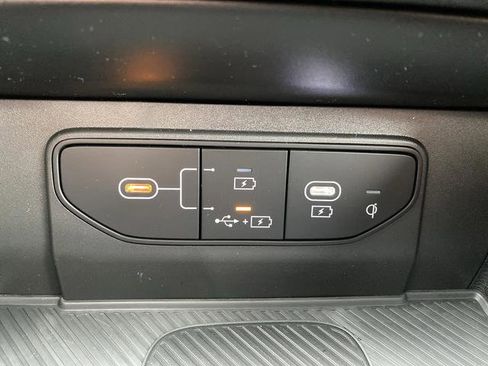 New 2026 Kia Sportage EX image 25