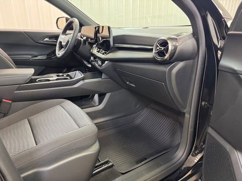 Used 2026 Chevrolet Equinox LT w/ Safety and Technology Package image 26