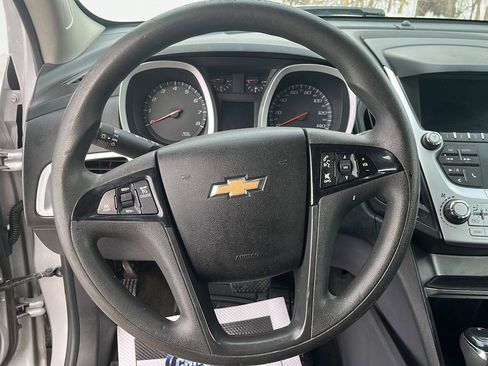 Used 2017 Chevrolet Equinox LS image 13