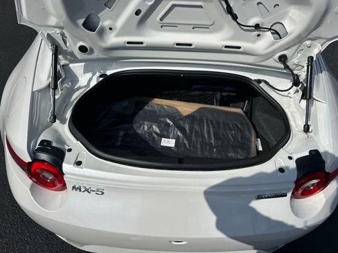 New 2026 MAZDA MX-5 Miata RF Grand Touring image 5