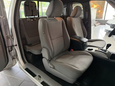 Used 2013 Toyota Tacoma 4x4 Access Cab w/ SR5 Pkg image 20