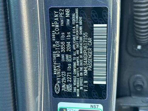 Used 2023 Hyundai Elantra SEL w/ Convenience Package FWD image 29