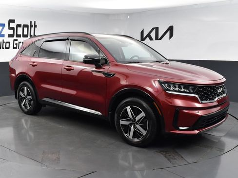 Used 2022 Kia Sorento S FWD image 7