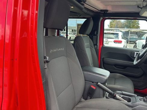 Used 2023 Jeep Gladiator Overland image 22