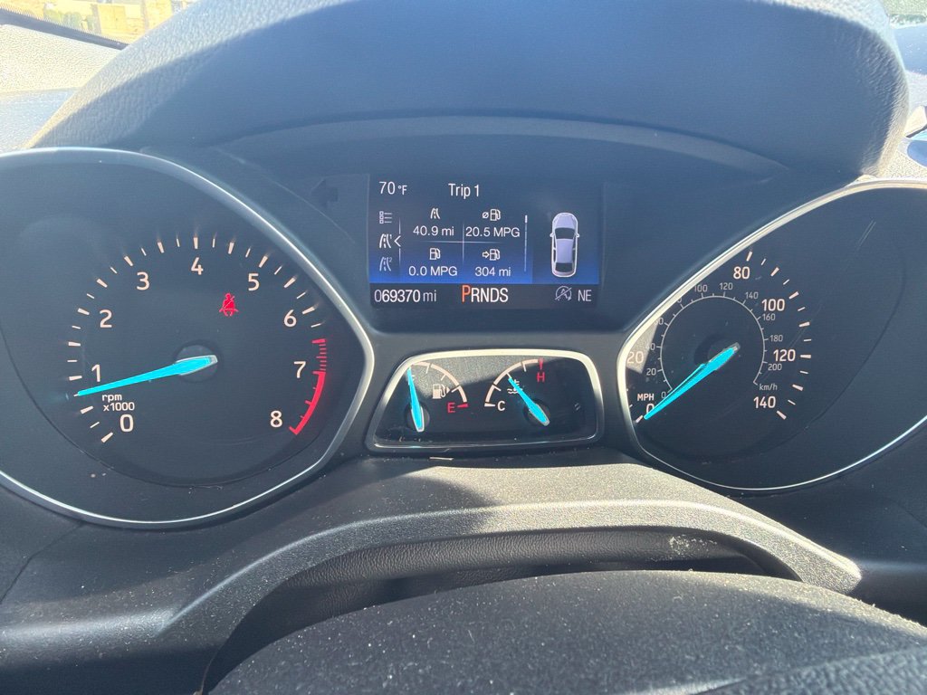 Used 2017 Ford Escape SE w/ Equipment Group 201A FWD image 10