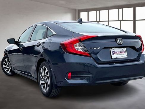 Used 2017 Honda Civic EX image 4
