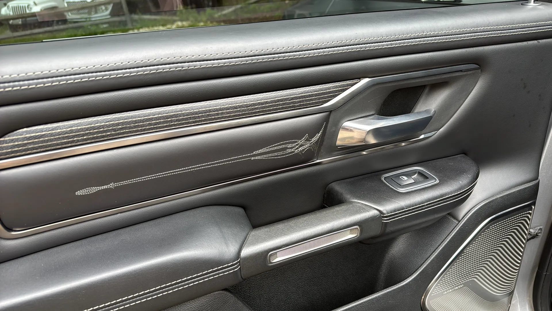 Used 2019 RAM 1500 Limited AWD/4WD image 16