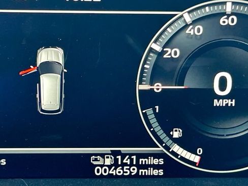 Used 2025 Mitsubishi Outlander 4WD Plug-In Hybrid image 25