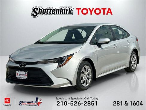 Certified 2026 Toyota Corolla LE FWD image 1