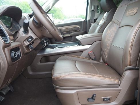 New 2025 RAM 2500 Limited image 10