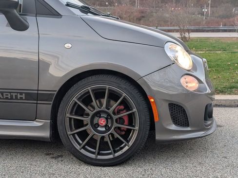 Used 2013 FIAT 500 Abarth w/ Comfort/Convenience Group image 16