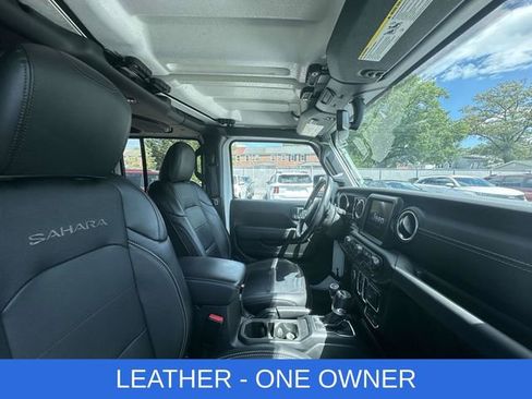 Used 2023 Jeep Wrangler Unlimited Sahara w/ Cold Weather Group AWD/4WD image 2