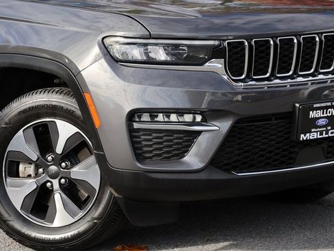 Used 2024 Jeep Grand Cherokee Limited 4xe image 6