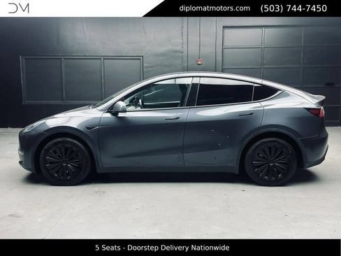 Used 2021 Tesla Model Y Long Range AWD/4WD image 4