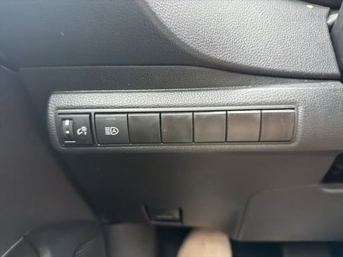 Used 2024 Toyota Corolla LE image 20