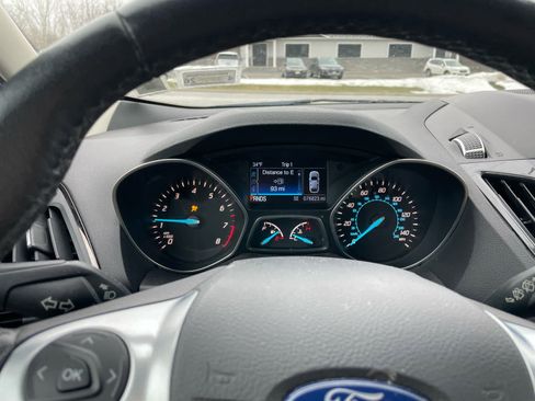 Used 2015 Ford Escape Titanium image 4