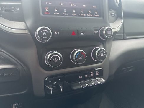 Used 2019 RAM 2500 Big Horn image 24