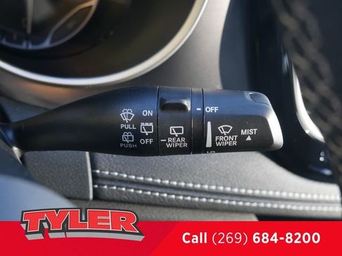 New 2026 Chrysler Pacifica Select image 27