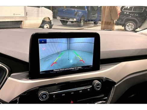 Used 2022 Ford Escape SE w/ Convenience Package image 22