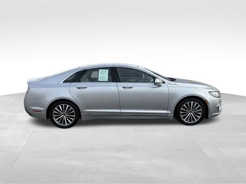 Used 2020 Lincoln MKZ Standard image 9