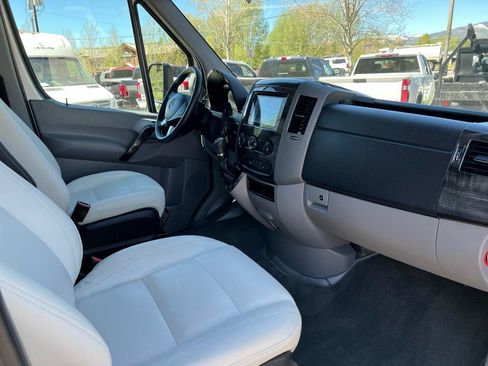 Used 2016 Mercedes-Benz Sprinter 3500 image 9