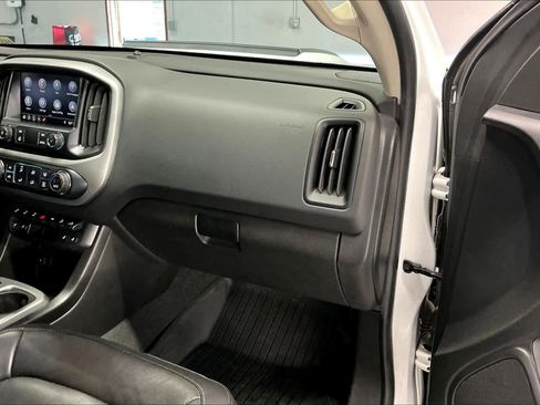 Used 2021 Chevrolet Colorado ZR2 w/ Colorado ZR2 Bison Edition image 18