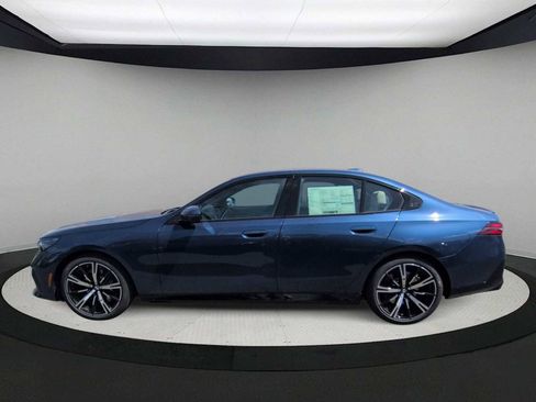 New 2026 BMW 530i xDrive AWD/4WD image 5