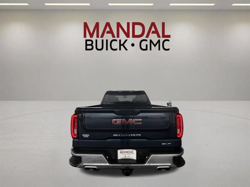 Used 2023 GMC Sierra 1500 SLT w/ SLT Premium Package AWD/4WD image 4
