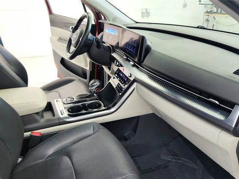Used 2022 Kia Carnival SX Prestige FWD image 33