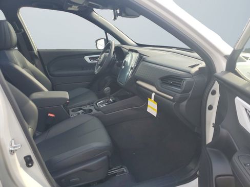 New 2025 Subaru Forester Limited image 15