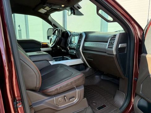 Used 2017 Ford F350 King Ranch w/ FX4 Off-Road Package AWD/4WD image 25