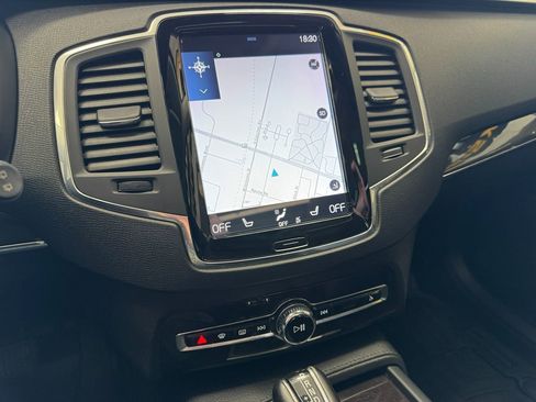 Used 2018 Volvo XC90 T5 Momentum w/ Convenience Package image 21