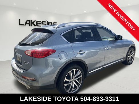 Used 2017 INFINITI QX50 2WD w/ Premium Plus Package image 4