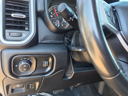 Used 2020 RAM 1500 Big Horn AWD/4WD image 21
