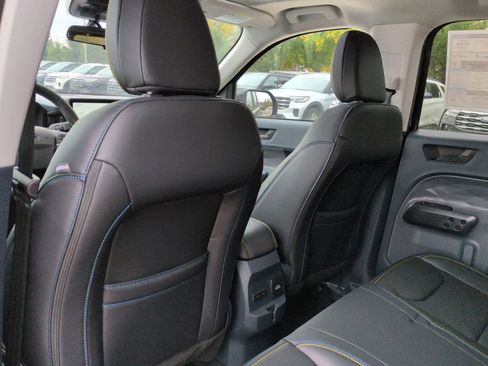 New 2025 Ford Maverick Lobo image 19