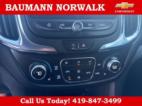 Used 2023 Chevrolet Equinox LT FWD image 21