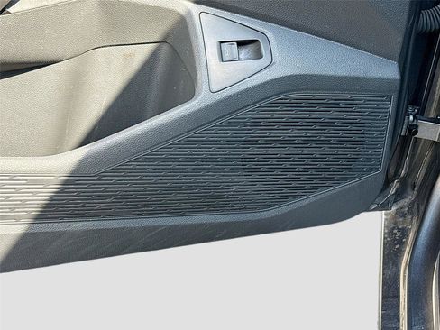 Used 2025 Volkswagen Jetta Sport FWD image 18