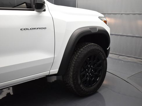 Used 2025 Chevrolet Colorado Trail Boss image 47