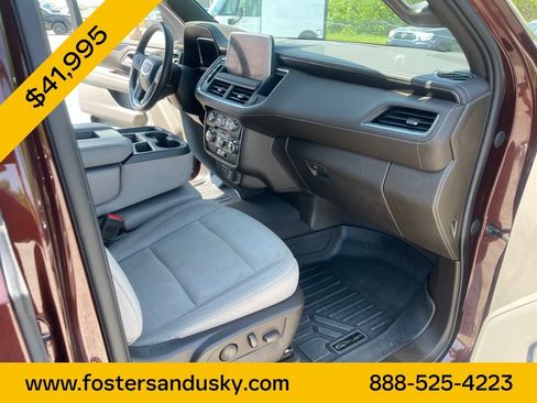 Used 2023 GMC Yukon XL SLE w/ Gmc Pro Safety Plus Package AWD/4WD image 18