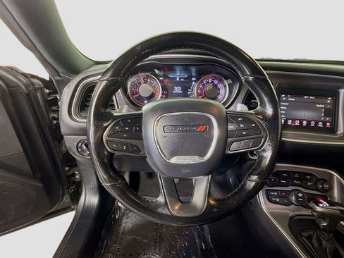 Used 2020 Dodge Challenger R/T image 13