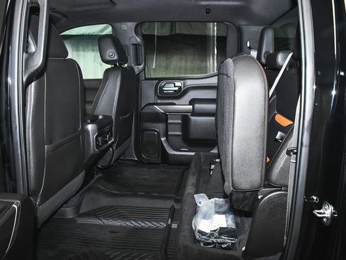 Used 2022 GMC Sierra 1500 AT4 image 44