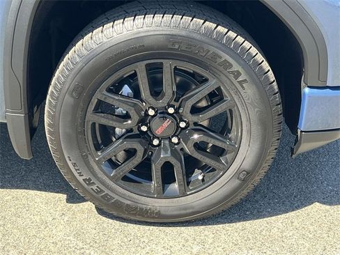 New 2026 GMC Sierra 1500 Elevation w/ LPO, Elevation Black Package image 32