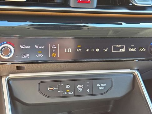 New 2026 Kia Carnival SX Prestige image 25