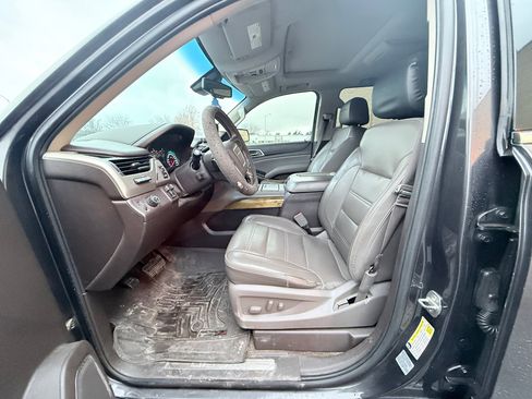 Used 2017 GMC Yukon Denali w/ Open Road Package image 10
