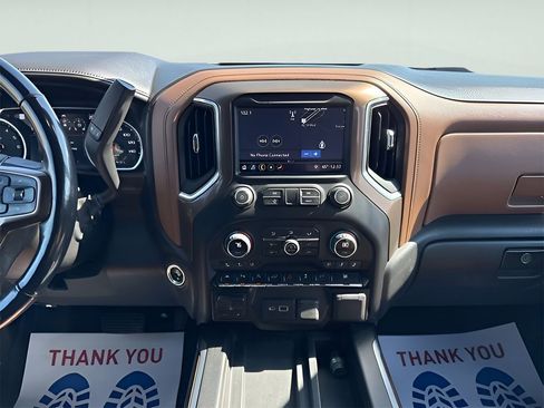 Used 2019 Chevrolet Silverado 1500 High Country w/ Technology Package image 16