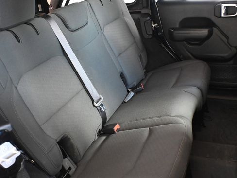 Used 2022 Jeep Wrangler Unlimited Willys image 18